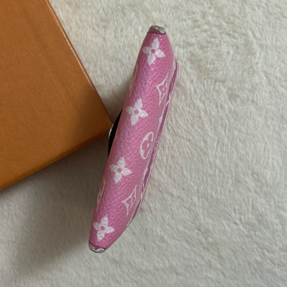 Louis Vuitton Kirigami Small Card Holder - Picture 8 of 13